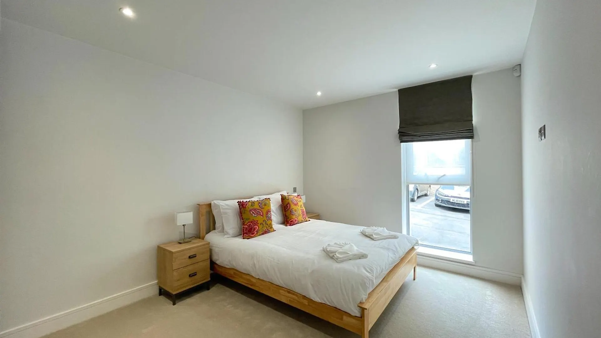 Elegant 2Br Apartment At Dukes Place With Free Parking Nether Edge